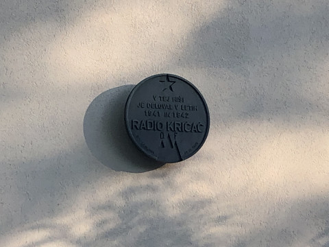 Radio kričač 2.0 (da bodo naši vnuki še peli slovenske pesmi)