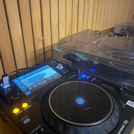 XDJ večerni program