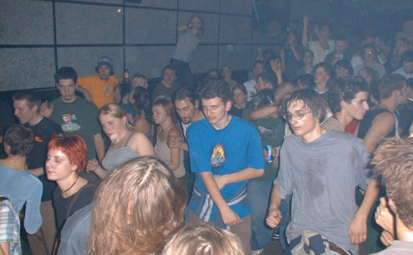 Velika DNB okrogla miza