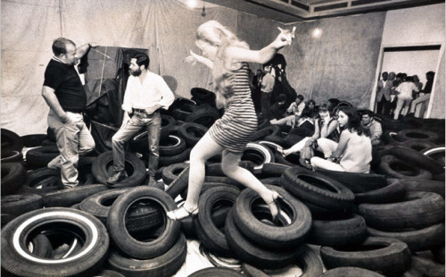 Allan Kaprow. Yard. 1961. Martha Jackson Gallery, New York.